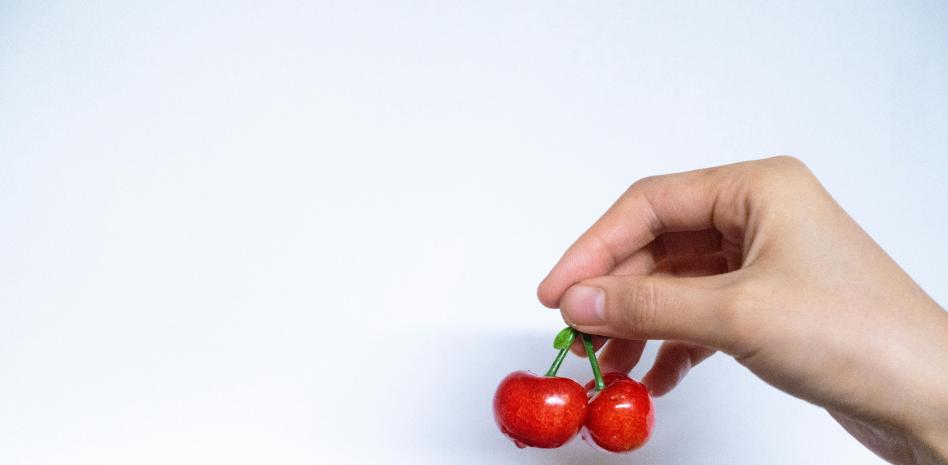 Don’t Eat It! When You Should Throw Away A Cherry Immediately