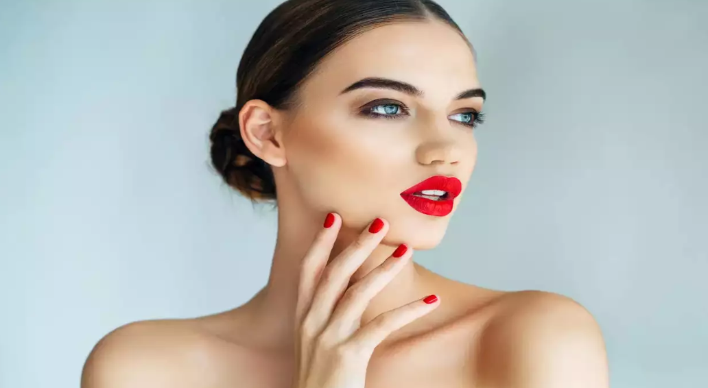 Makeup: A Therapy To Regain Self-Esteem